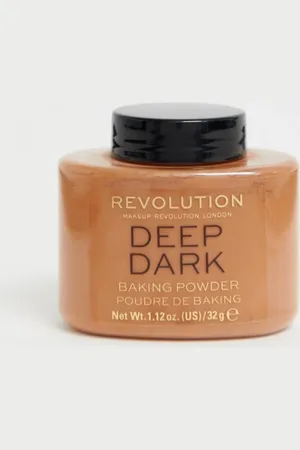 Revolution Polvos sueltos fijadores Deep Dark de -Marrón