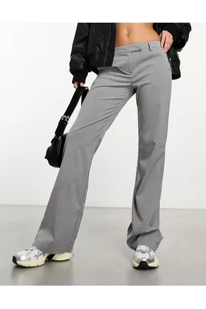 COLLUSION Pantalones grises de corte sartorial acampanado de