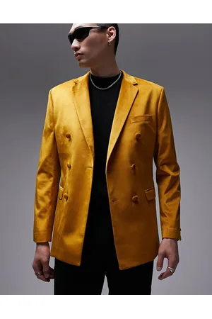 Traje dorado online hombre