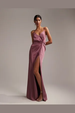 ASOS Vestido de dama de honor largo rosa de tirantes con detalle drapeado de satén de -Morado