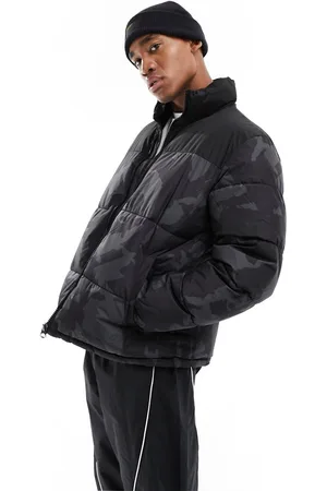 Only & Sons Chaqueta de plumas negra de corte cuadrado extragrande con estampado de -Negro
