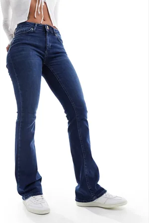 ONLY Vaqueros de campana con lavado oscuro Blush de -Azul