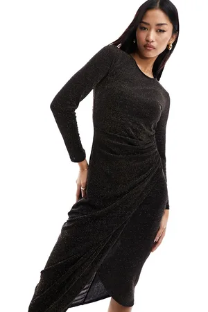 New Look Vestido midi fruncido con acabado efecto purpurina de