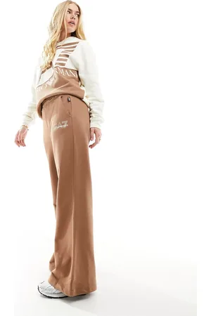EA7 Pantalones de chándal marrones de pernera ancha con logo de Armani (parte de un conjunto)