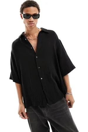 Weekday Camisa negra extragrande de manga corta de