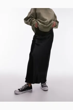 Topshop Falda midi negra de corte al bies de satén de