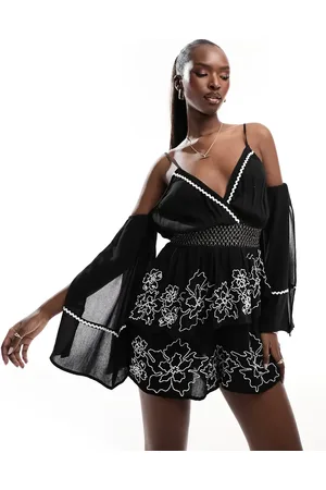 River Island Mono corto con mangas ángel y diseño adornado de