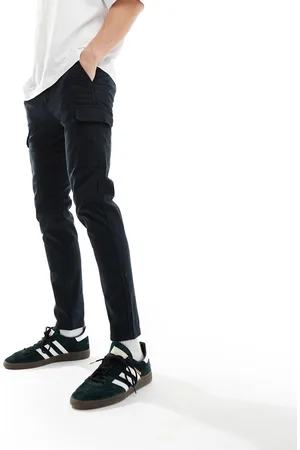 ASOS Pantalones pitillo cargo negros de