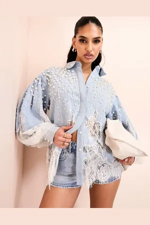 ASOS Camisa vaquera con lavado , diseño adornado con perlas e insertos de encaje de