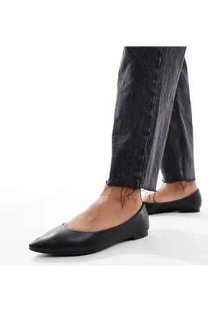 New Look Zapatos negros planos con punta fina de