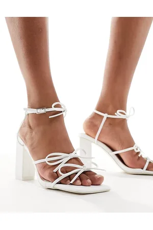 Public Desire Sandalias blancas de tacón medio con lazos de -Blanco
