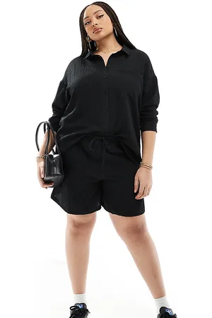 Noisy May Pantalones cortos negros de talle alto con acabado texturizado de (parte de un conjunto)