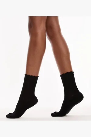 Topshop Calcetines negros con volantes de canalé de