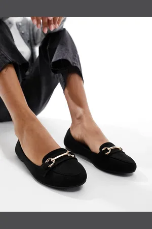 New Look Mocasines negros planos con bridón dorado de barra de