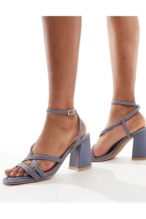 New Look Sandalias azules con diseño de correas y tacón de bloque de