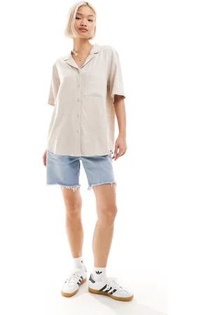 Weekday Blusa blanco hueso de manga corta de mezcla de lino Mira de