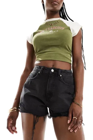 Miss Selfridge Pantalones cortos con lavado negro y diseño muy rasgado de