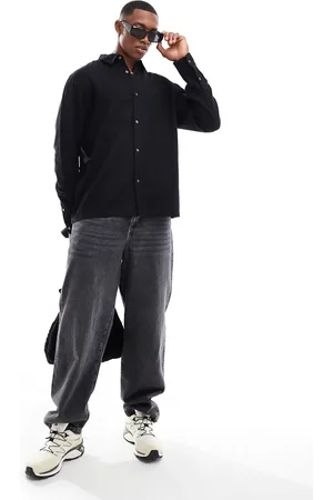 Weekday Camisa negra holgada de mezcla de lino de