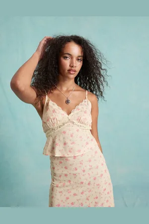 Miss Selfridge Top de tirantes de estilo wéstern de satén con e inserto de encaje de (parte de un conjunto)-Multicolor