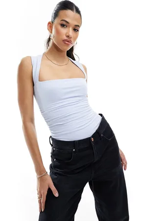 Abercrombie & Fitch Body azul pastel con cuello cuadrado de