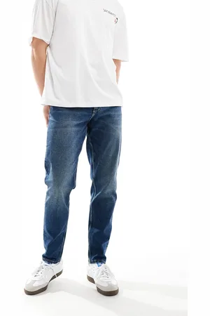 ASOS Vaqueros tapered en de