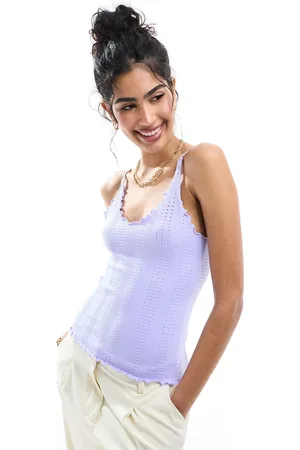 ASOS Top moldeador de tirantes sin costuras con detalle de bordes ondulados de -Morado