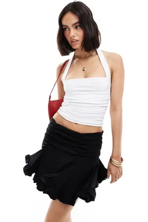 ASOS Top marfil ceñido con cuello halter de