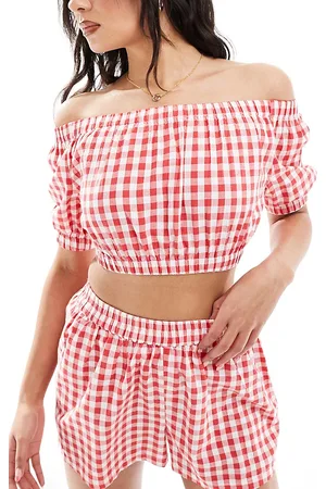 Loungeable Pijama a cuadros vichy rojos de top de tirantes con diseño fruncido y pantalones cortos de algodón de