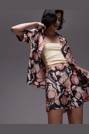 Topshop Pantalones cortos resort multicolores de tejido rugoso de (parte de un conjunto)