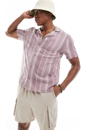 Hollister Camisa color tostado a rayas de manga corta y corte cuadrado con cuello de solapas de -Marrón