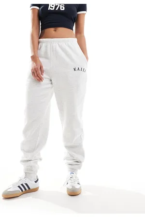 Kaiia Joggers gris claro con bajos ajustados de