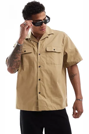SELECTED Camisa beis de corte cuadrado extragrande con cuello de solapas y dos bolsillos de -Beis neutro