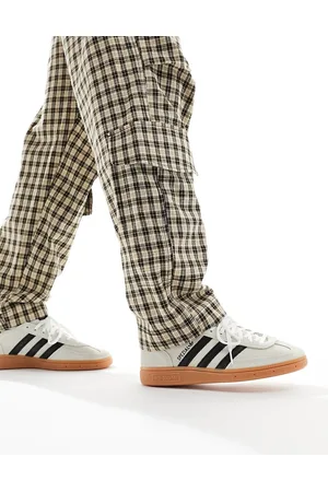 adidas Zapatillas de deporte color crema y negras con suela de goma Handball Spezial de