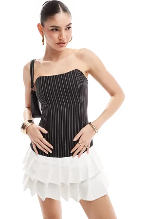 Extro & Vert Vestido corto con raya diplomática y escote palabra de honor de