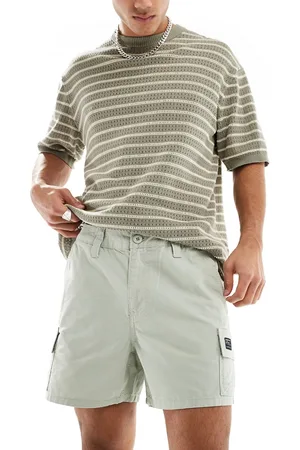 ASOS Pantalones cortos cargo de corte slim con detalle de parche de