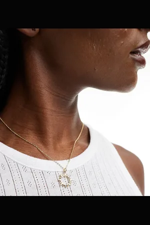 Pieces® Collar con diseño de sol celestial de