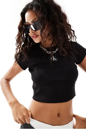 Calvin Klein Camiseta negra con diseño encogido de canalé de -Negro