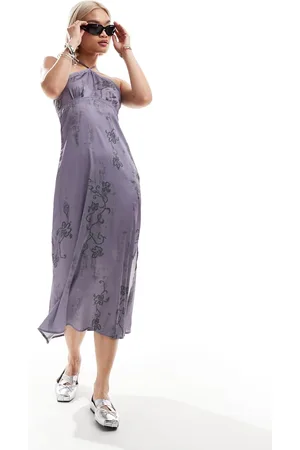 COLLUSION Vestido lencero largo lila con cuello halter, estampado floral y ribete de encaje de -Multicolor