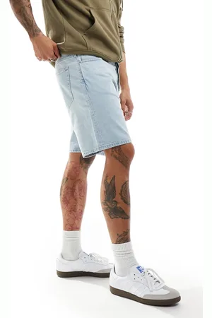 Weekday Pantalones cortos vaqueros azules holgados con lavado claro Space de