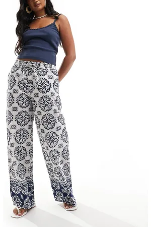 JDY Pantalones blancos de pernera ancha con estampado de mosaico de