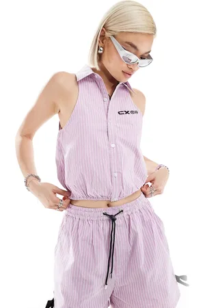 COLLUSION Camisa corta rosa a rayas con cuello halter y detalle de lazo de (parte de un conjunto)