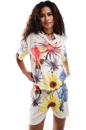Obey Camisa blanca con estampado de (parte de un conjunto)