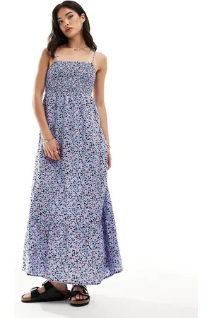 VERO MODA Vestido largo azul con estampado floral y pecho fruncido de