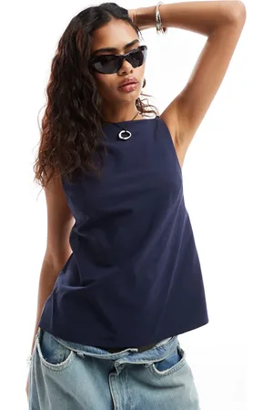 Weekday Top de tirantes con cuello subido y espalda al aire Fleur de