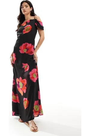 VERO MODA Vestido lencero largo con estampado floral rojo y hombros descubiertos de