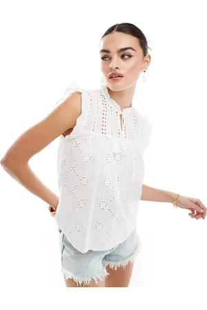 ONLY Top blanco sin mangas con diseño de bordado inglés de
