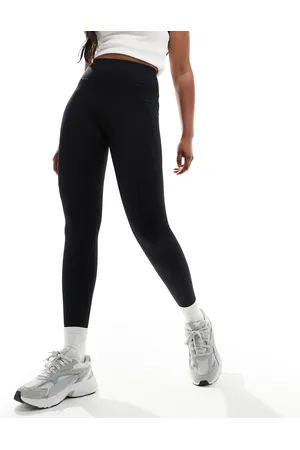 Tala Leggings negros de talle alto con bolsillo lateral Skinluxe de