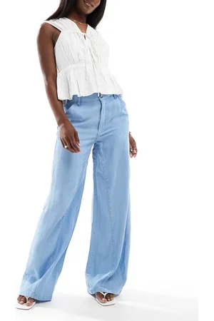 MANGO Vaqueros claro holgados de denim ligero de (parte de un conjunto)