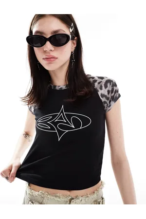Basic Pleasure Mode Camiseta negra con estampado de leopardo de