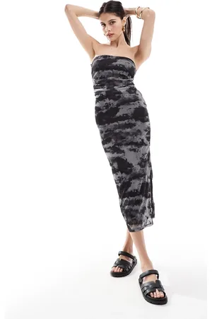 Pimkie Vestido midi gris fruncido con estampado marmoleado, aberturas laterales y escote palabra de honor de malla de